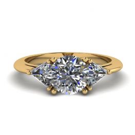 Three Diamond Ring in 18K Yellow Gold