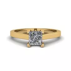 Princess Cut Diamond Ring in 18K Yellow Gold