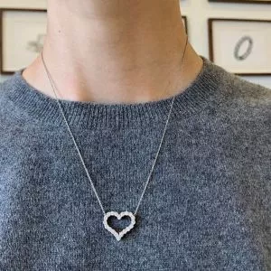 Diamond Heart Necklace in 18K Yellow Gold - Photo 2