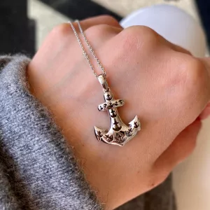 Anchor Sapphire Pendant in 18K Yellow Gold - Photo 5